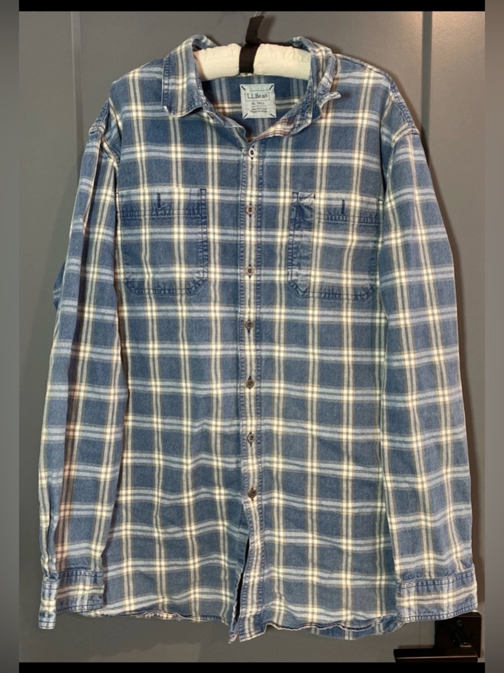 LL Bean Shirt Size XL-Tall Blue White Plaid Button Down 100% Cotton